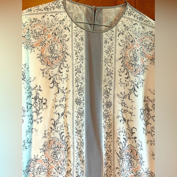 Silk top women’s medium blouse, cream, grey, and light pink, keyhole button back - Picture 1 of 5
